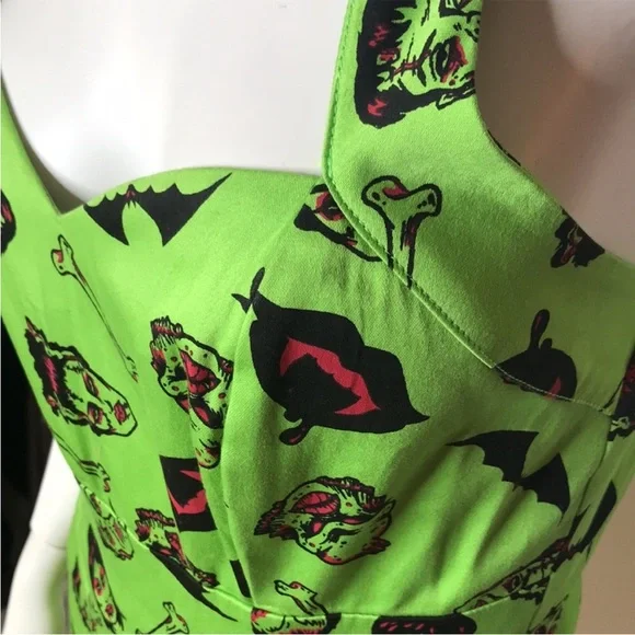 Deadly Dames VOODOO Vixen in Monster print - Picture 6 of 8